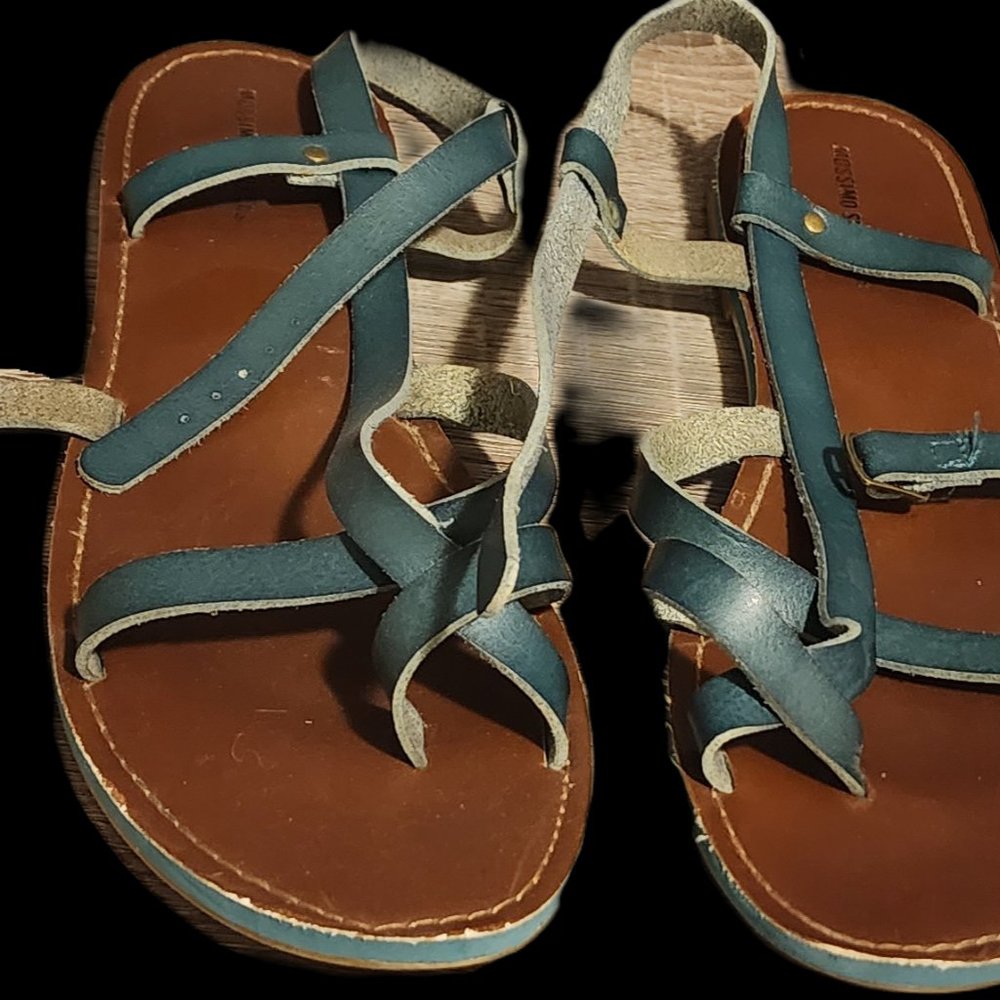 Mossimo Supply Co Sandals Brown and Green Strappy Flat Man-Made Leather Women 11